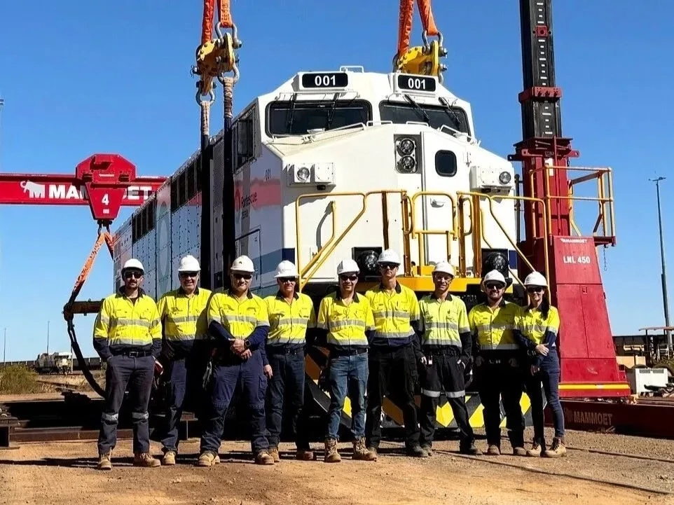 Battery Electric Locomotive Enters Commissioning Phase-4